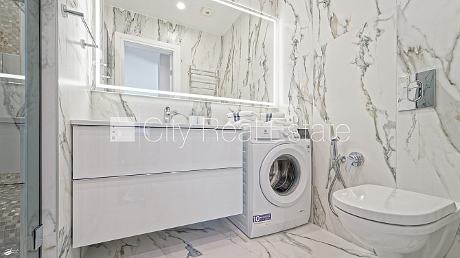 Jaunceltne, labiekārtots apzaļumots pagalms, slēgts pagalms, iežogota teritorija ar metāla Jūrmala - foto 5