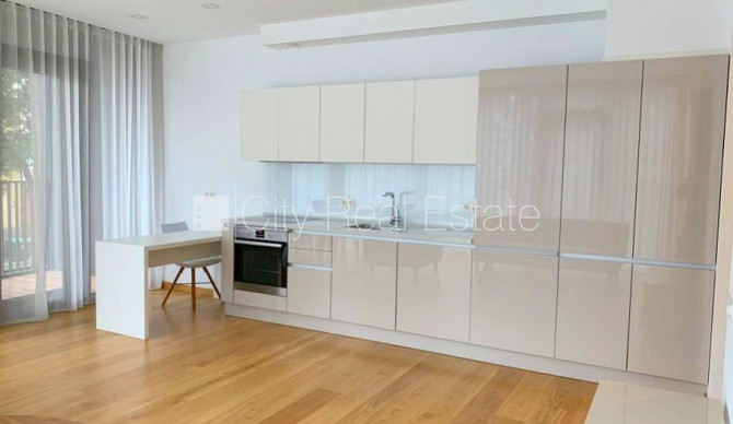 Новостройка, благоустроенная озеленённая территория, закрытый двор, охраняемая Рига - изображение 3