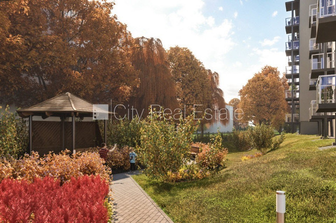 Jaunceltne, labiekārtota apzaļumota teritorija, slēgta teritorija, vieta automašīnai, pagalmā Rīga - foto 16