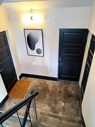 Здание во дворе, закрытый двор, возможность аренды парковки, вход со двора, во Рига - изображение 12