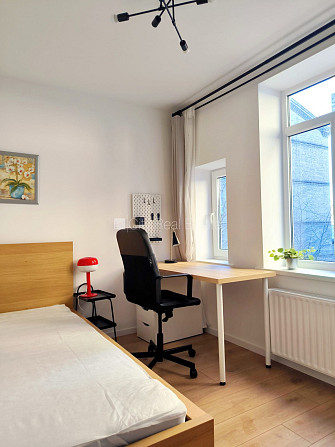 Здание во дворе, закрытый двор, возможность аренды парковки, вход со двора, во Рига - изображение 10