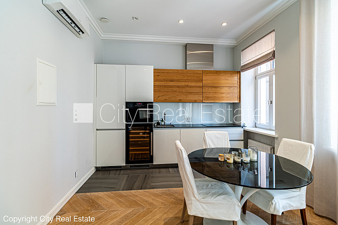 Реновированный дом, закрытый двор, возможность аренды парковки, охраняемая Рига - изображение 2