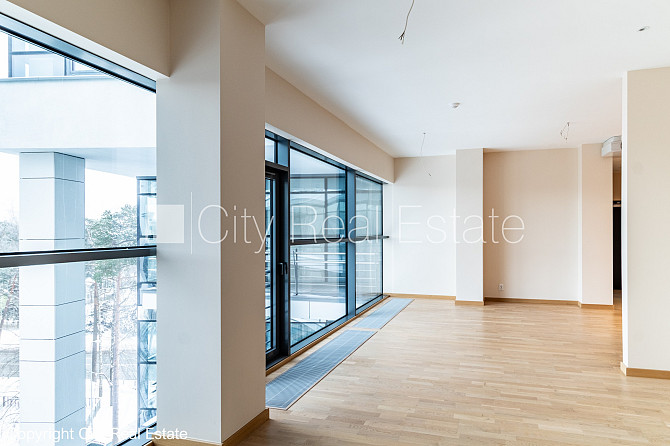 Земля в собственности, новостройка, монолитные бетонные стены, зеленая Юрмала - изображение 3