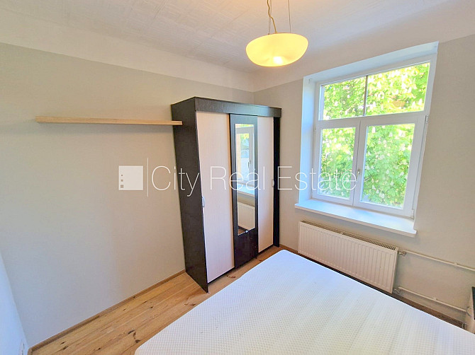 Фасадный дом, закрытый двор, возможность аренды парковки, вход с улицы и со двора, Рига - изображение 19