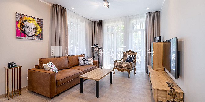 Jaunceltne, fasādes māja, labiekārtota apzaļumota teritorija, iespēja nomāt autostāvvietu, Jūrmala - foto 3