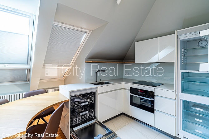 Renovēta māja, slēgts pagalms, iespēja nomāt autostāvvietu, apsargāta autostāvvieta, Rīga - foto 4