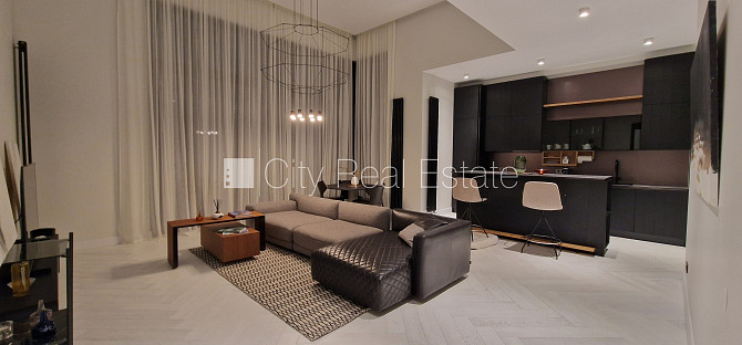 Jaunceltne, fasādes māja, zaļā teritorija, labiekārtota apzaļumota teritorija, slēgta Jūrmala - foto 4