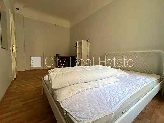 Лифт, окна выходят в обе стороны дома, центральное отопление, раздельный санузел, Рига