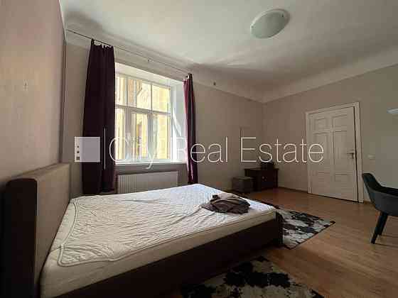 Лифт, окна выходят в обе стороны дома, центральное отопление, раздельный санузел, Рига