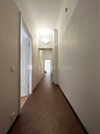 Лифт, окна выходят в обе стороны дома, центральное отопление, раздельный санузел, Рига - изображение 16