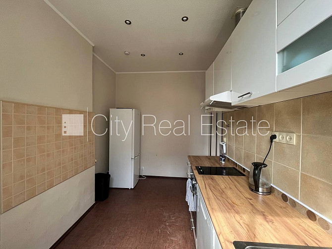 Лифт, окна выходят в обе стороны дома, центральное отопление, раздельный санузел, Рига - изображение 14