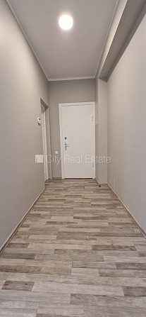 Дом во дворе, реновированный дом, благоустроенная озеленённая территория, Рига - изображение 15