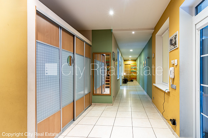 Labiekārtots apzaļumots pagalms, iežogota teritorija, garāža vienai automašīnai, baseins, Jūrmala - foto 12