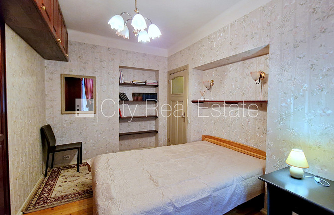 Фасадный дом, благоустроенная озеленённая территория, бесплатная стоянка во Рига - изображение 17