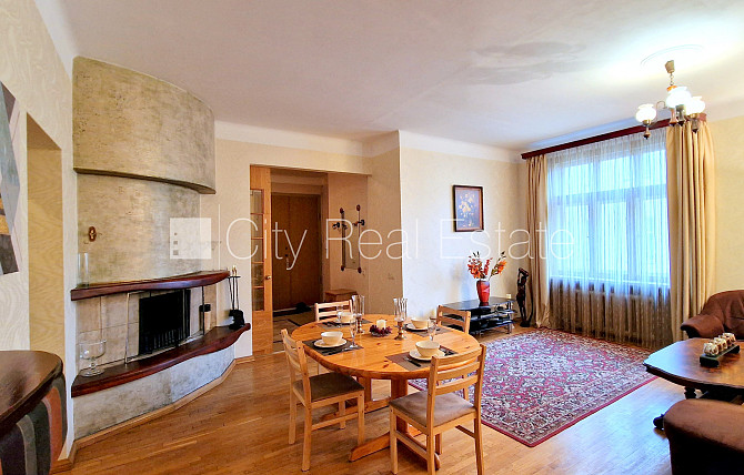 Фасадный дом, благоустроенная озеленённая территория, бесплатная стоянка во Рига - изображение 1