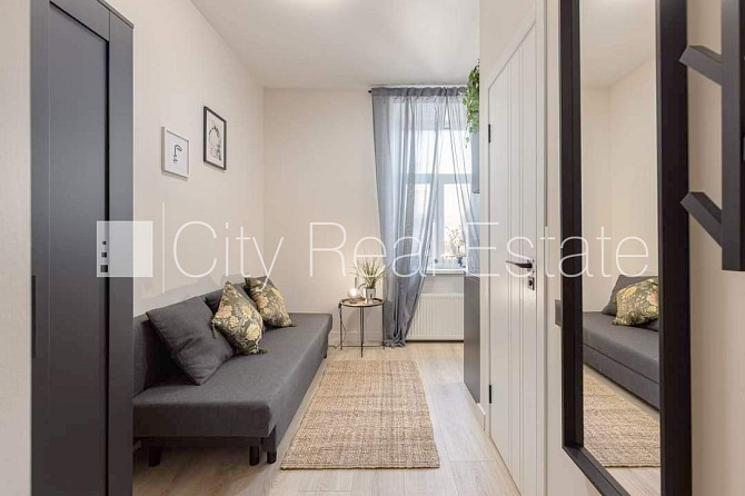 Фасадный дом, реновированный дом, закрытый двор, вход с улицы и со двора, Рига - изображение 14