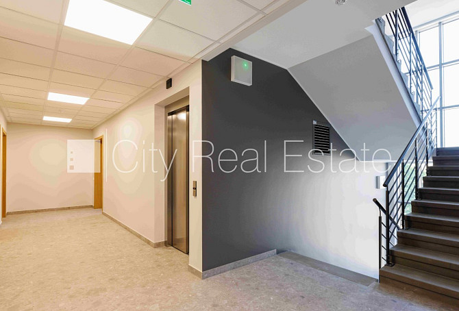 Renovēta māja, apsaimniekošanas maksa mēnesī 91,74 EUR, labiekārtots apzaļumots pagalms, Rīga - foto 15