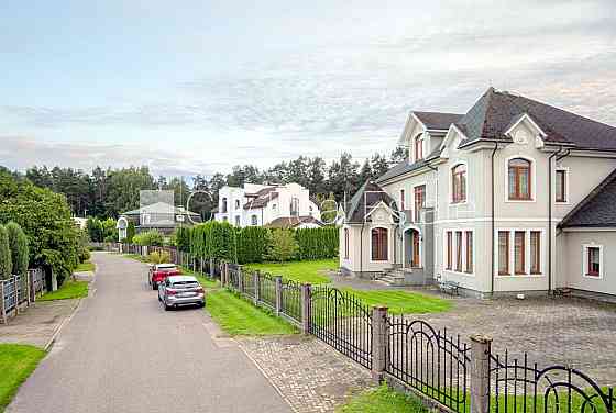 Земля в собственности, частный дом, новостройка, стены из керамзитных блоков, Рига