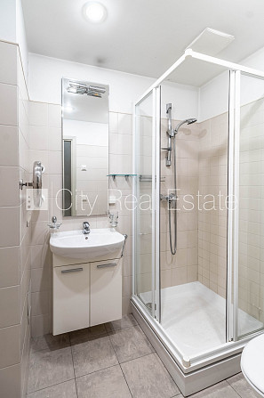 Projekts - Kalpaka Residence, renovēta māja, iežogota teritorija, ieeja no ielas, ir lifts, Rīga - foto 11