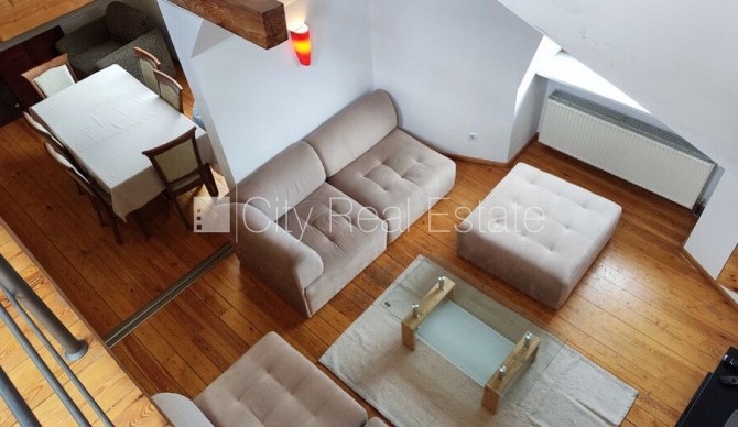 Fasādes māja, ieeja no ielas, mansards, sauna, caurstaigājamas izolētas istabas, augstie Rīga - foto 6