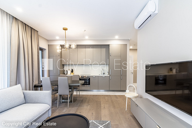 Новостройка, благоустроенный озеленённый двор, закрытый двор, территория Юрмала - изображение 2