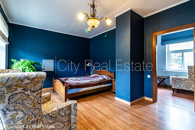 Реновированный дом, стены из керамзитных блоков, благоустроенная озеленённая Юрмала - изображение 9