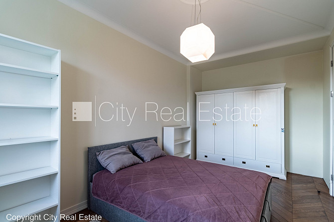 Fasādes māja, renovēta māja, ieeja no ielas, logi vērsti uz ielas pusi, istabas izolētas 2 Rīga - foto 5