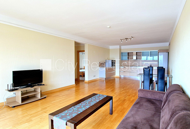 Projekts - Panorama Plaza, jaunceltne, labiekārtota apzaļumota teritorija, vieta automašīnai, Rīga - foto 1