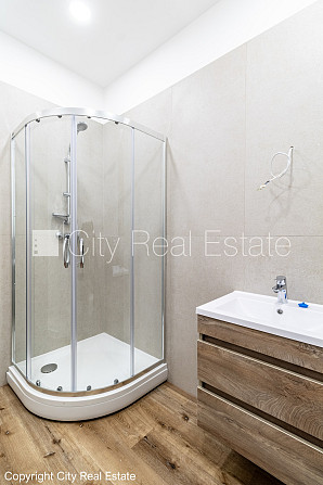 Rindu māja, energo efektīva māja, labiekārtota apzaļumota teritorija, iežogota teritorija ar Rīga - foto 18