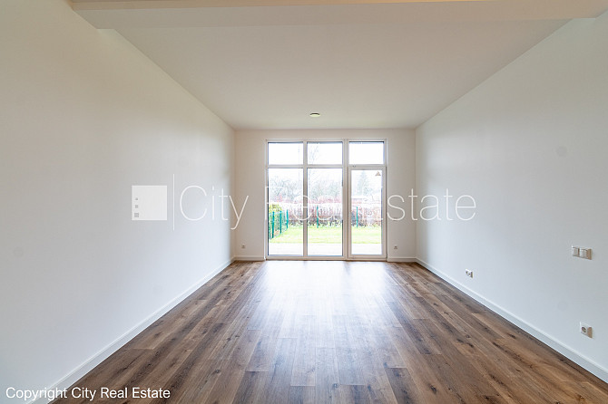 Rindu māja, energo efektīva māja, labiekārtota apzaļumota teritorija, iežogota teritorija ar Rīga - foto 3