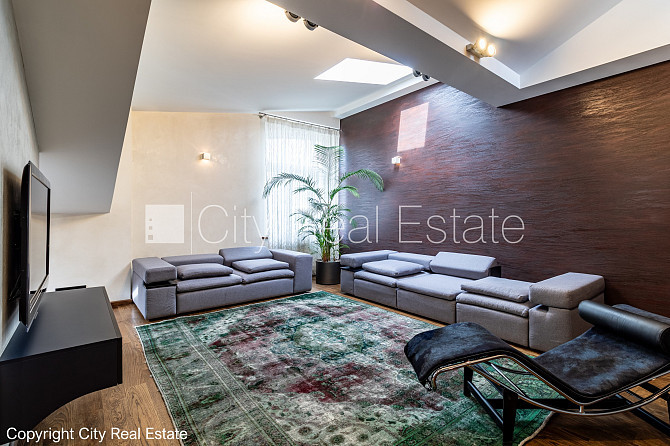 Fasādes māja, renovēta māja, slēgts pagalms, pazemes autostāvvieta, ieeja no ielas, luksuss Rīga - foto 10