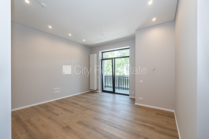 Новостройка, зеленая территория, закрытая территория, въездные ворота оснащены Юрмала - изображение 16