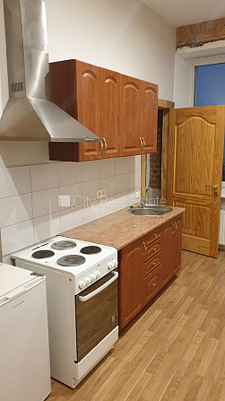 Fasādes māja, renovēta māja, labiekārtota apzaļumota teritorija, slēgts pagalms, ieeja no Rīga - foto 19