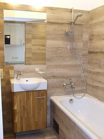 Jaunceltne, labiekārtota apzaļumota teritorija, slēgta teritorija, pirmais stāvs ar dārzu, Rīga - foto 10