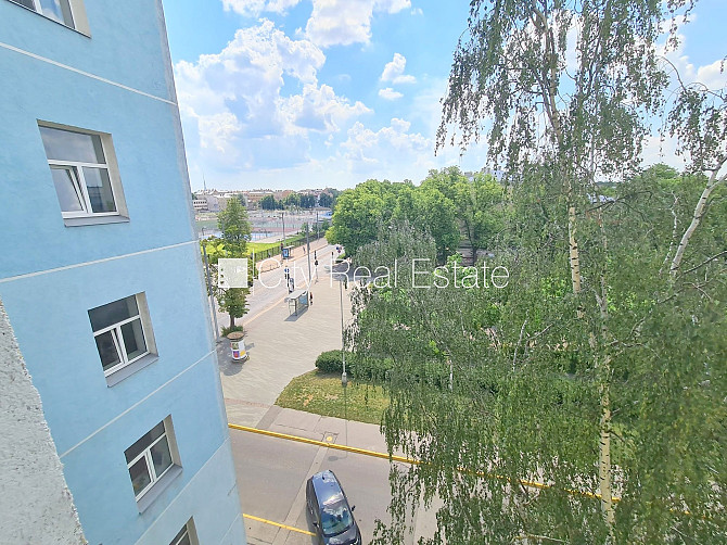 Pagalma ēka, renovēta māja, slēgts pagalms, ieeja no ielas un pagalma, kāpņu telpa pēc Rīga - foto 7