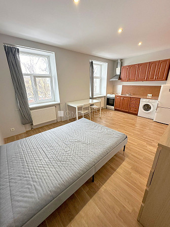 Pagalma ēka, renovēta māja, slēgts pagalms, ieeja no ielas un pagalma, kāpņu telpa pēc Rīga - foto 1