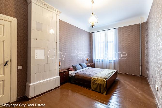 Земля в собственности, фасадный дом, реновированный дом, количество квартир в Рига - изображение 10