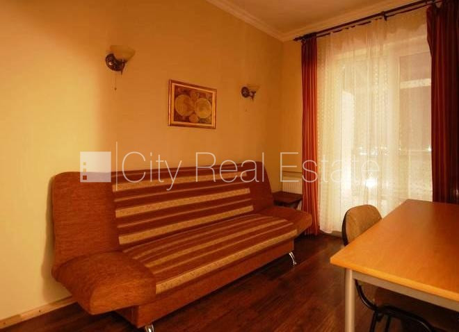 Projekts - Citi Nova, jaunceltne, pagalma māja, labiekārtots apzaļumots pagalms, bruģēts Rīga - foto 14