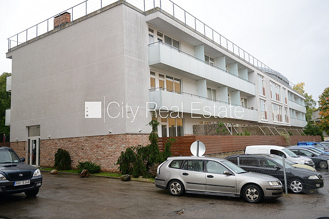 Jaunceltne, labiekārtota apzaļumota teritorija, slēgts pagalms, iežogota teritorija ar metāla Rīga - foto 12