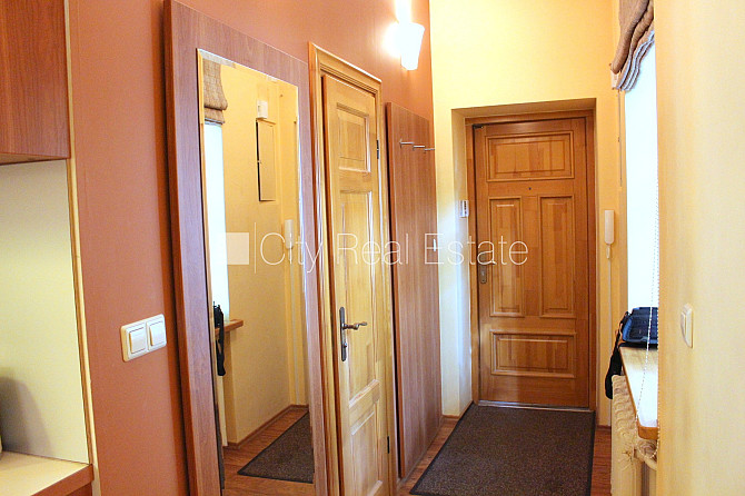 Pagalma māja, vieta automašīnai, guļamistabu skaits 1 gab., viena istaba izolēta, studio tipa, Rīga - foto 12