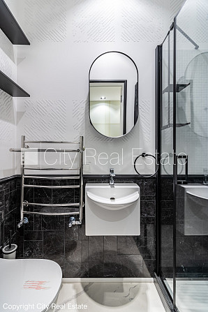 Privātmāja, dzīvokļu skaits ēkā  4 gab., labiekārtots apzaļumots pagalms, bruģēts Rīga - foto 16