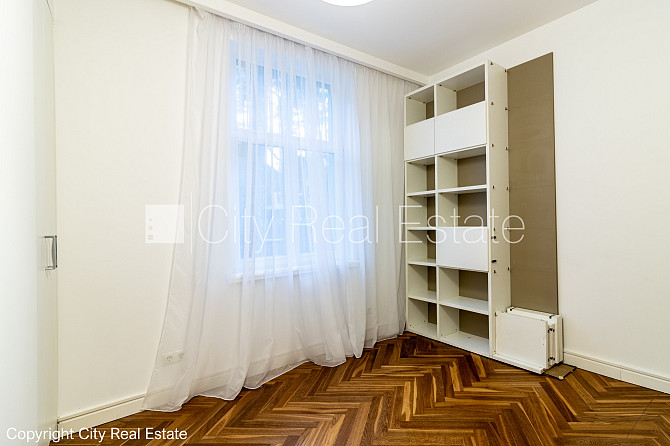 Privātmāja, dzīvokļu skaits ēkā  4 gab., labiekārtots apzaļumots pagalms, bruģēts Rīga - foto 13