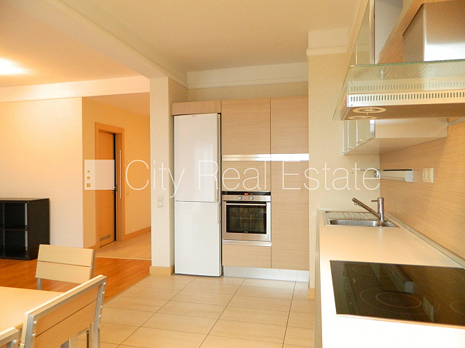 Projekts - Panorama Plaza, jaunceltne, pazemes autostāvvieta, ir lifts, studio tipa, virtuve Rīga - foto 1