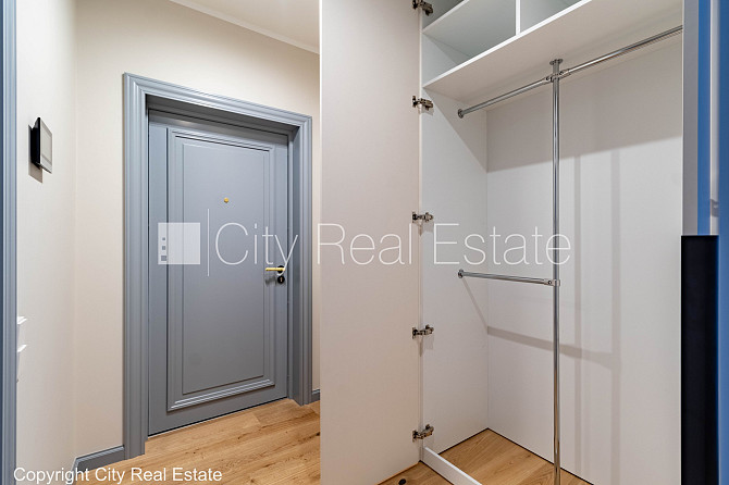 Jaunceltne, pagalma ēka, iespēja nomāt autostāvvietu, pagalmā bērnu spēļu laukums, ir Rīga - foto 16