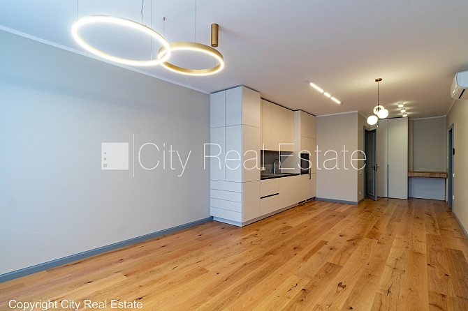 Jaunceltne, pagalma māja, labiekārtots apzaļumots pagalms, iespēja nomāt autostāvvietu, Rīga - foto 1