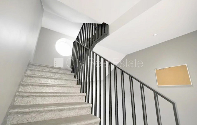 Fasādes māja, renovēta māja, slēgts pagalms, iežogota teritorija, vieta automašīnai, ieeja Rīga - foto 15