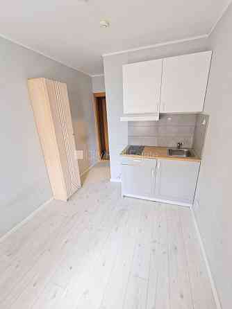 Фасадный дом, реновированный дом, вход с улицы и со двора, лестничная клетка после Rīga