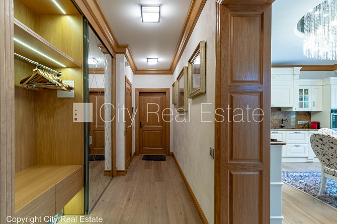 Jaunceltne, labiekārtota apzaļumota teritorija, teritorijas iebrauktuves vārti aprīkoti ar Jūrmala - foto 4