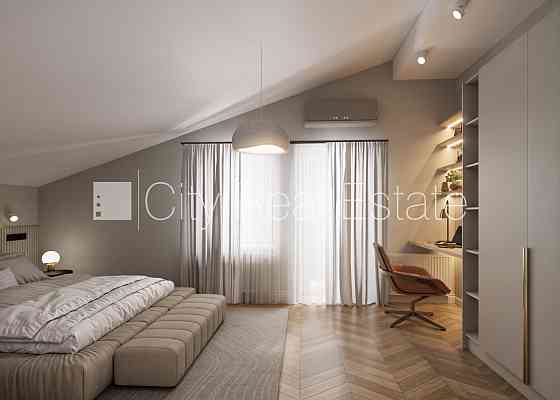 Проект - Kalpaka Residence, фасадный дом, закрытый двор, вход с улицы, мансарда, лифт, Rīga