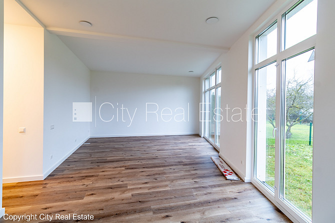 Рядный дом, энергоэффективный дом, благоустроенная озеленённая территория, Рига - изображение 4